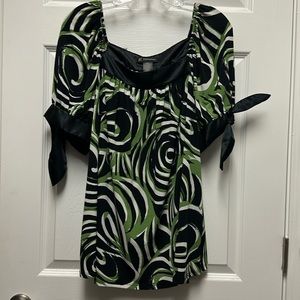 Inc top. Size 1x.